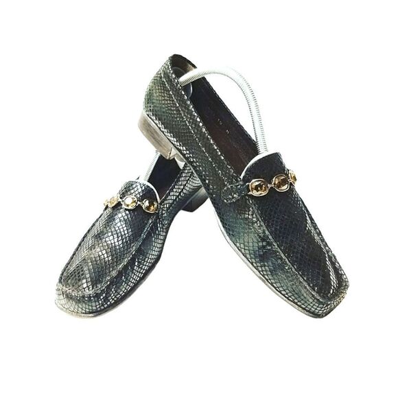 Stuart Weitzman  - Picture 1 of 5